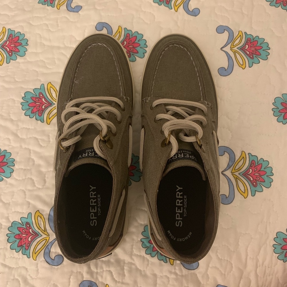 Sperry Cloud Authentic Original Chukka boot